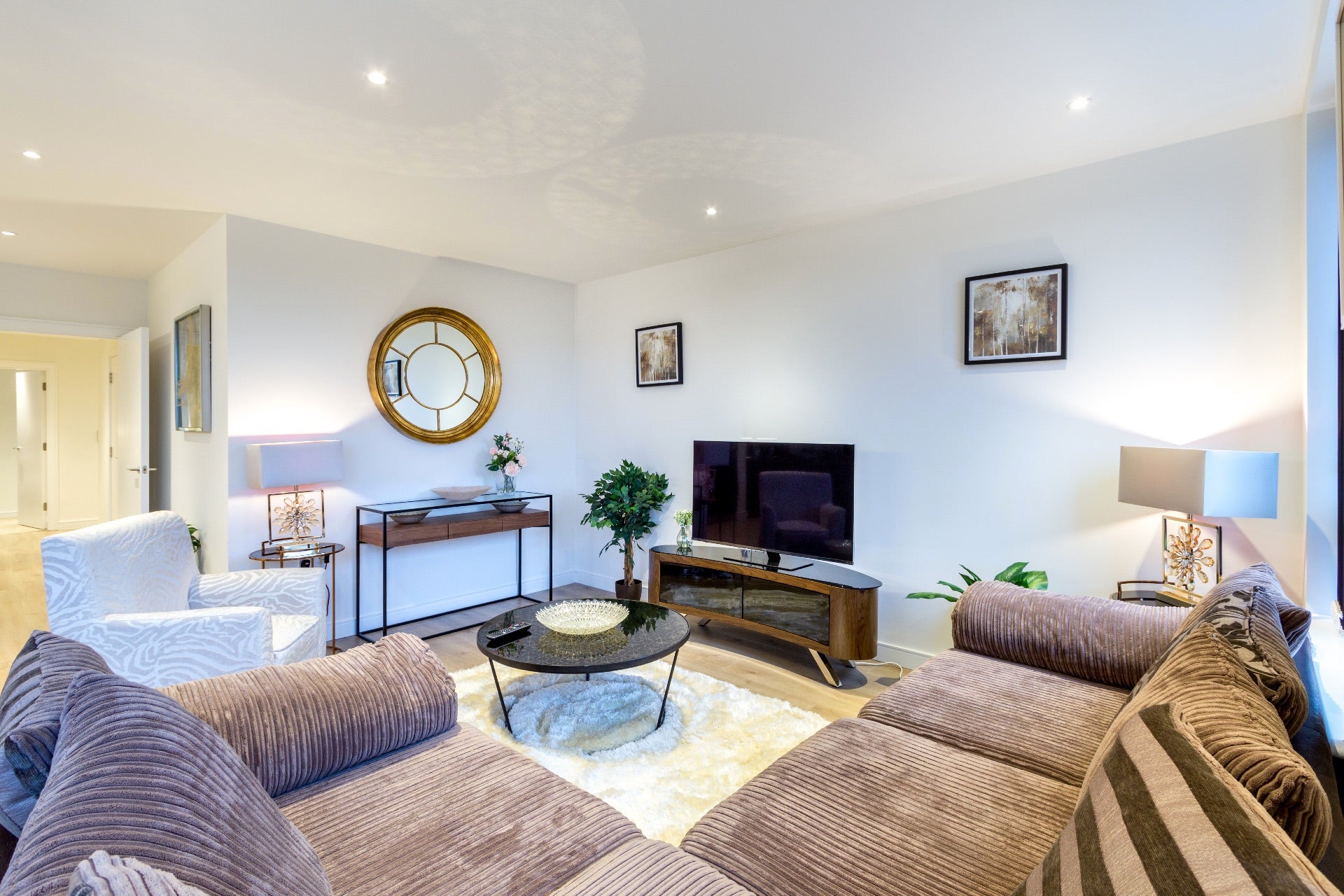 Flat Lionel Road South in Greater London
