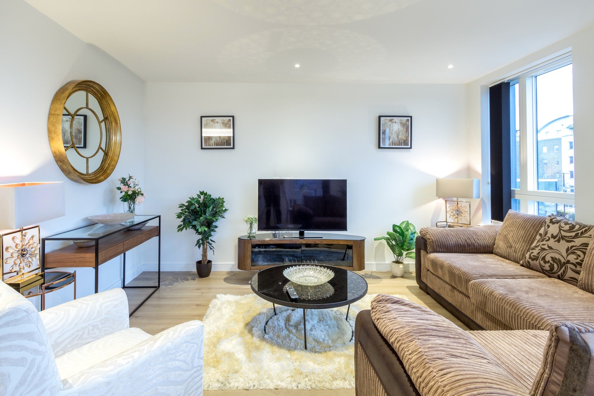 Flat Lionel Road South in Greater London