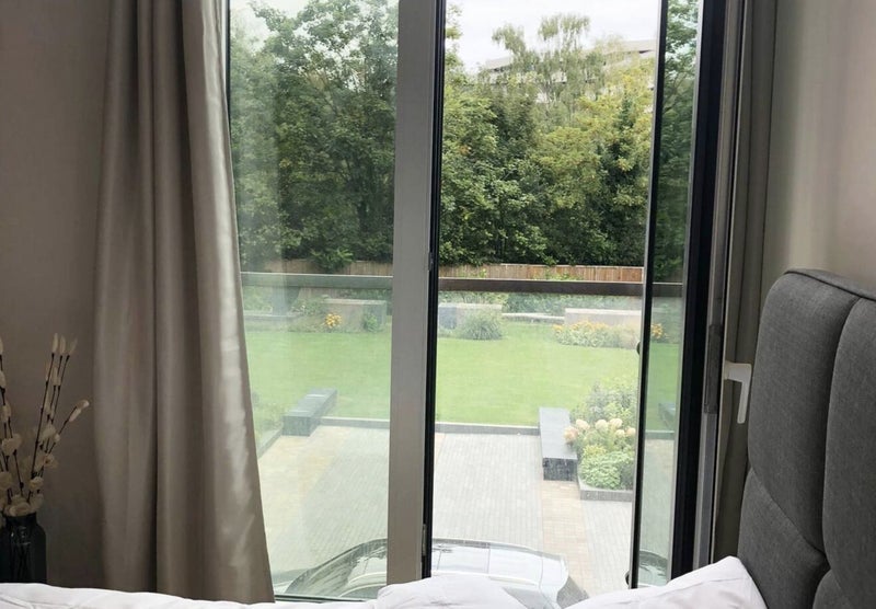 Flat Chiswick High Road in Greater London