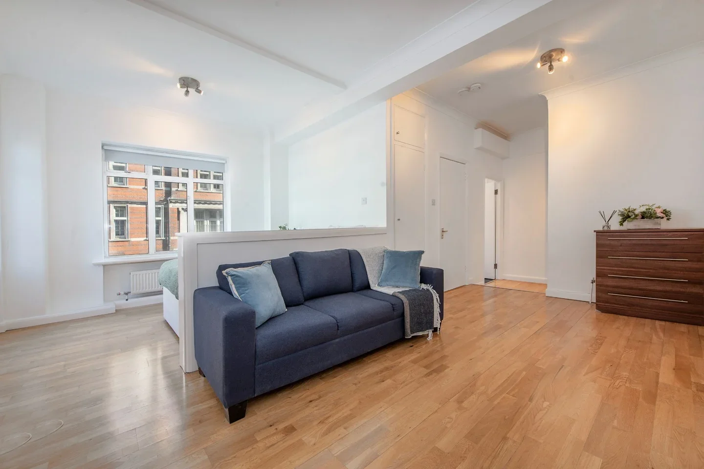 Flat Warren Street in Greater London
