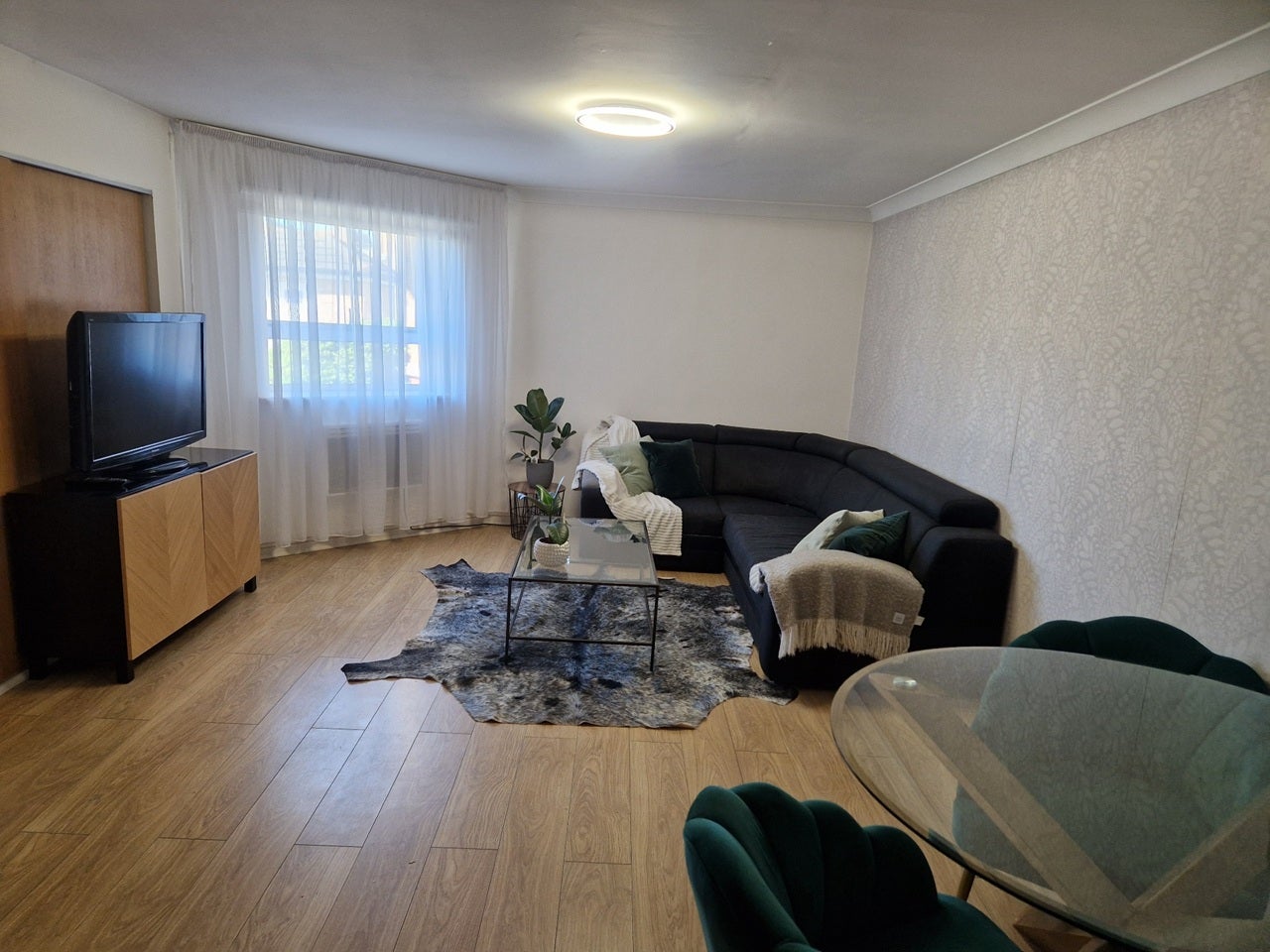 Flat Goresbrook Road in Greater London