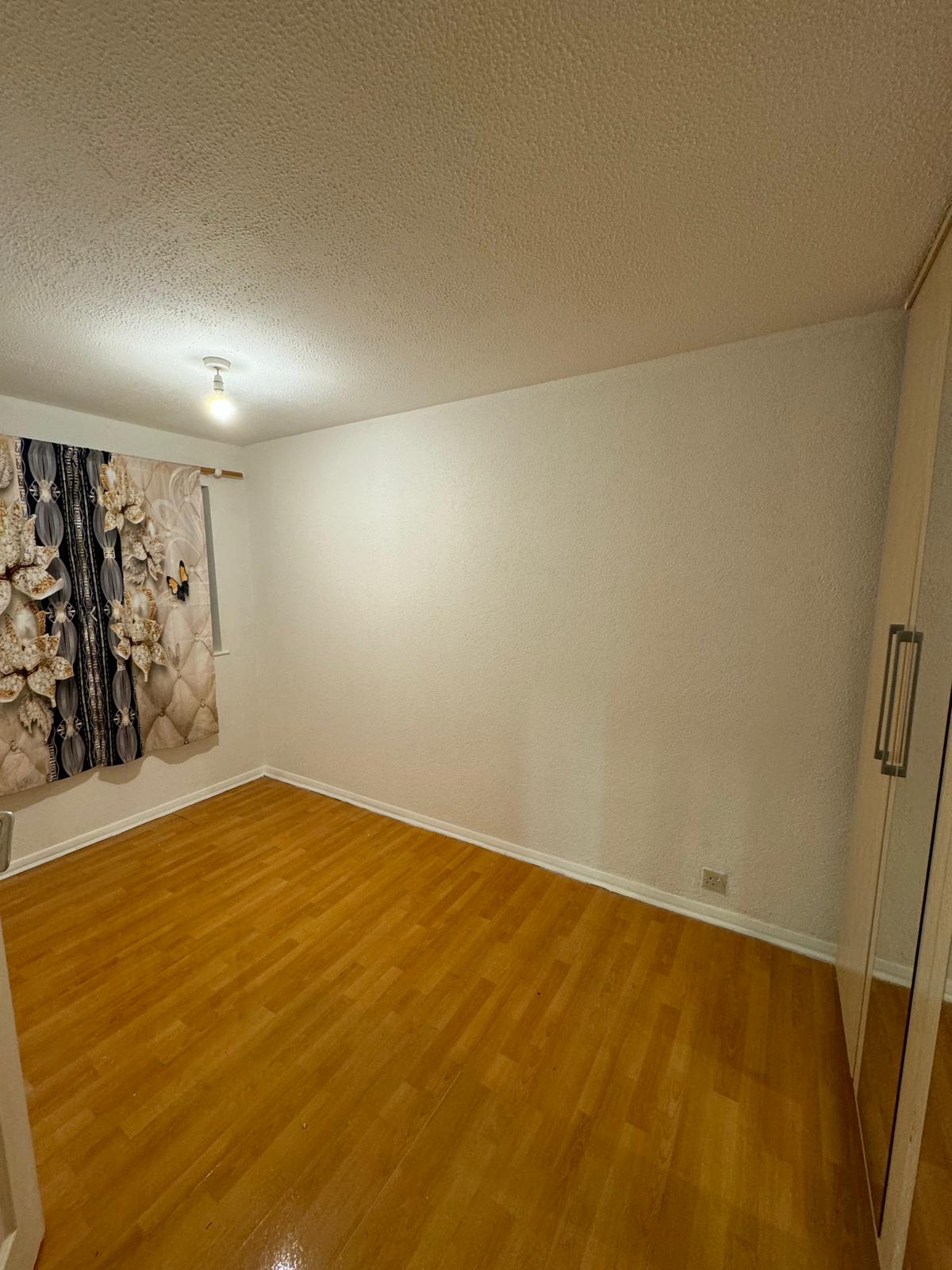 Flat East Lane in Greater London