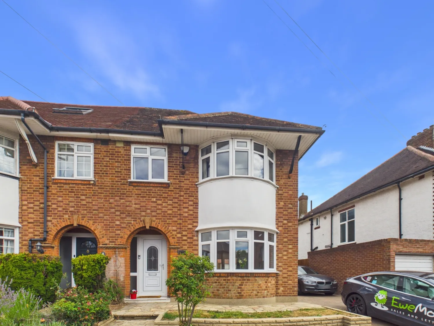 House Friern Barnet Lane in Greater London
