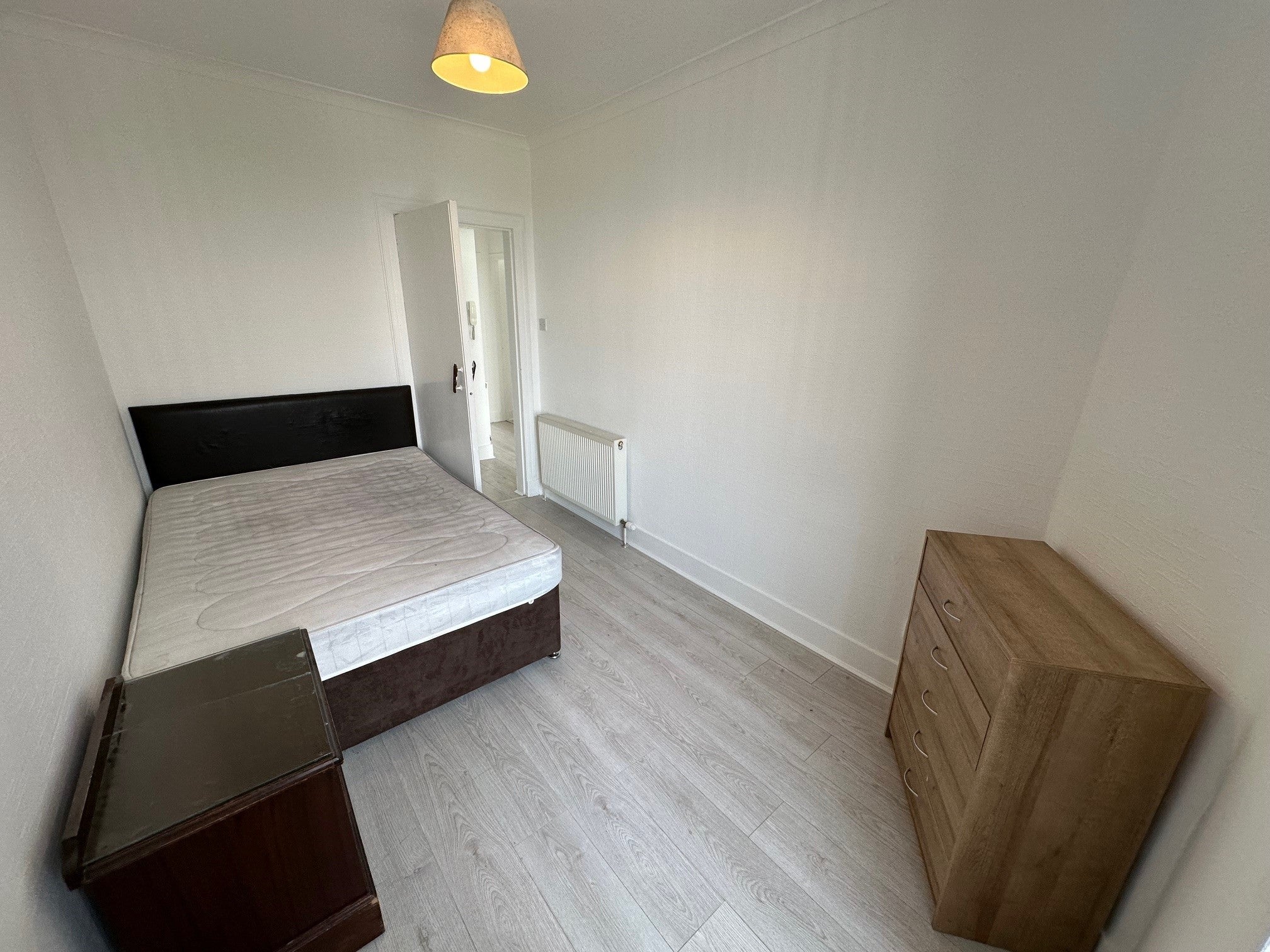 Flat Rosemount Place in Aberdeen City
