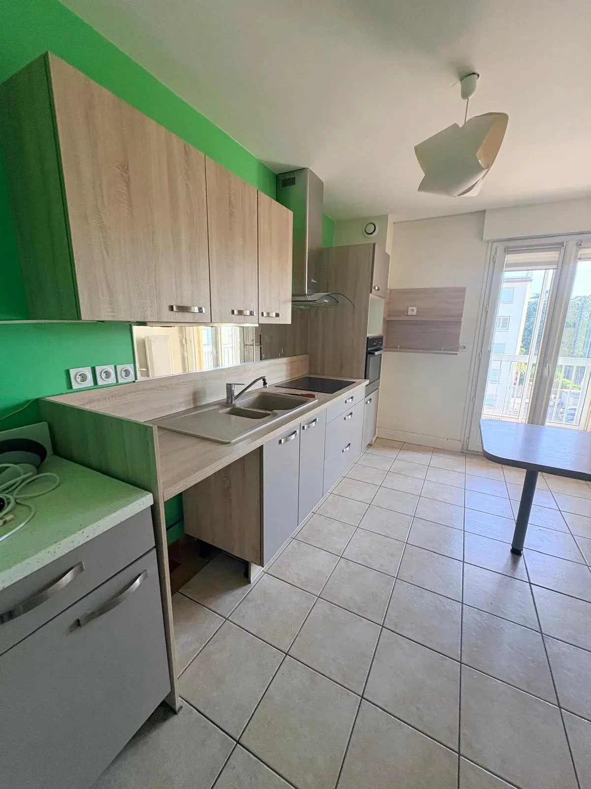 Flat Chemin d'Argevillières in Privas