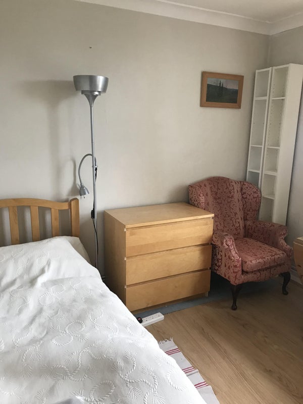 Room Grand Drive in Greater London