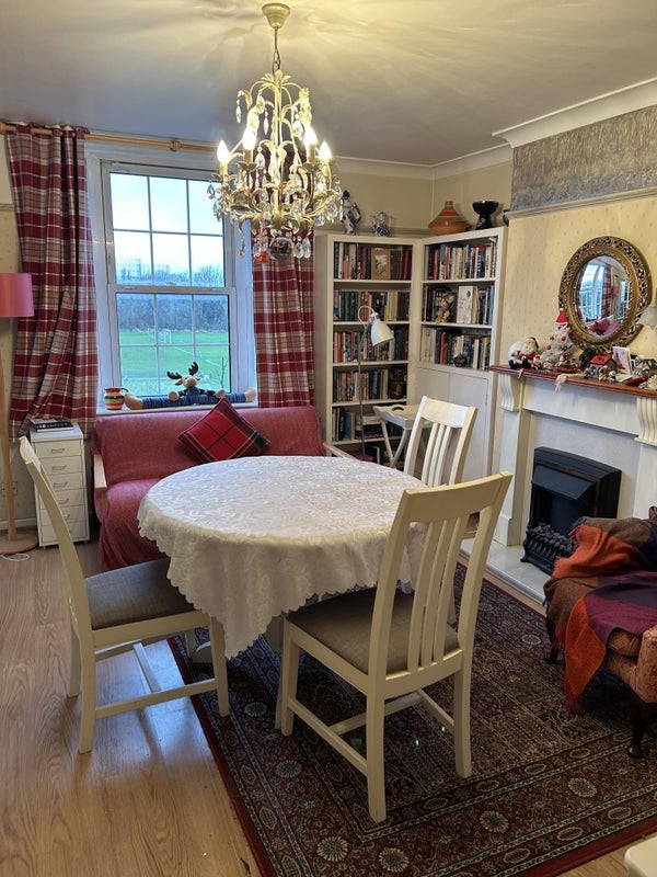 Room Grand Drive in Greater London