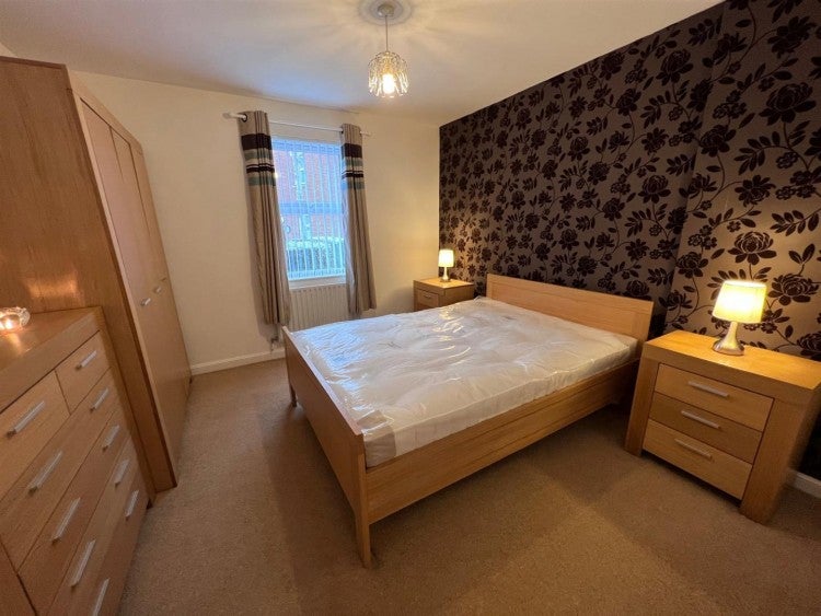 Flat Claypath in Durham