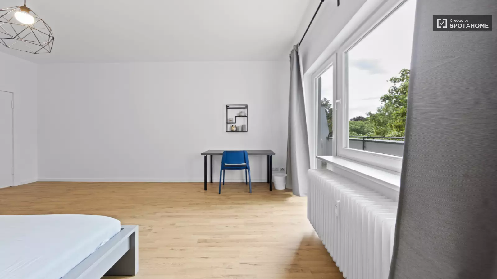 Zimmer Thomasstraße in Berlin
