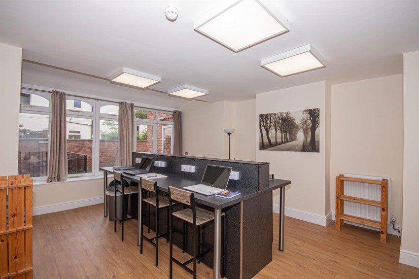 Flat Gordon Street in Royal Leamington Spa