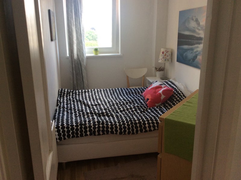 Flat Gipsy Lane in Greater London