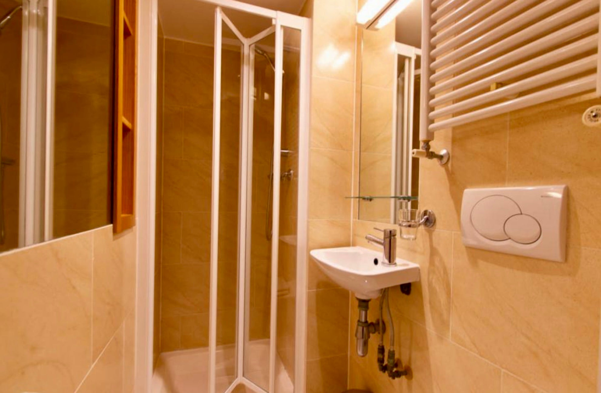 Flat Mabledon Place in Greater London