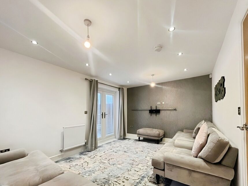 House Taylor Way in Wilmslow