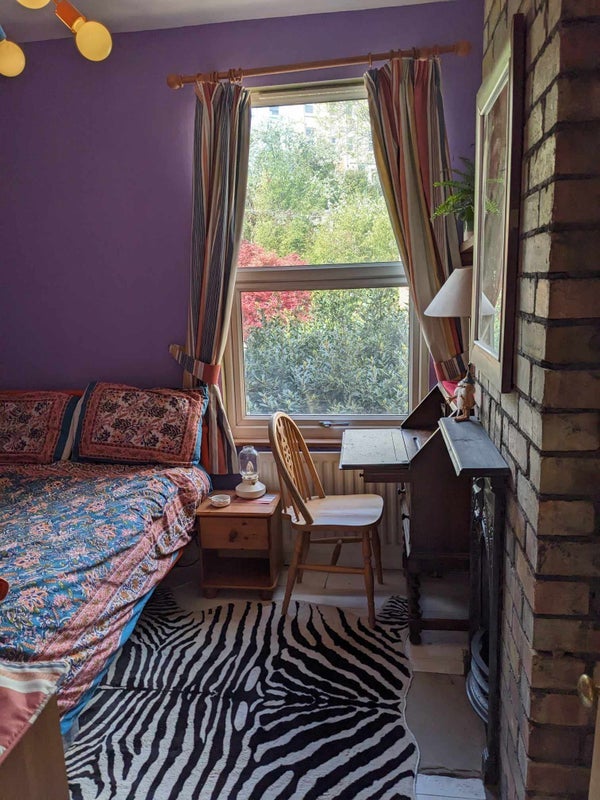 Room Cotswold Road in Bristol
