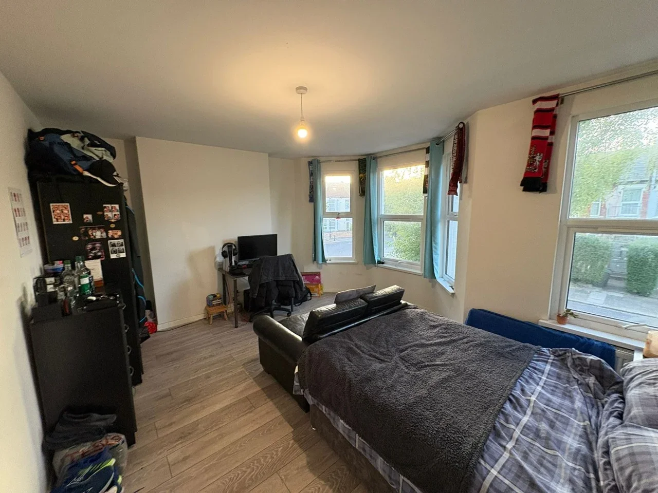 Room Cobham Road in Greater London