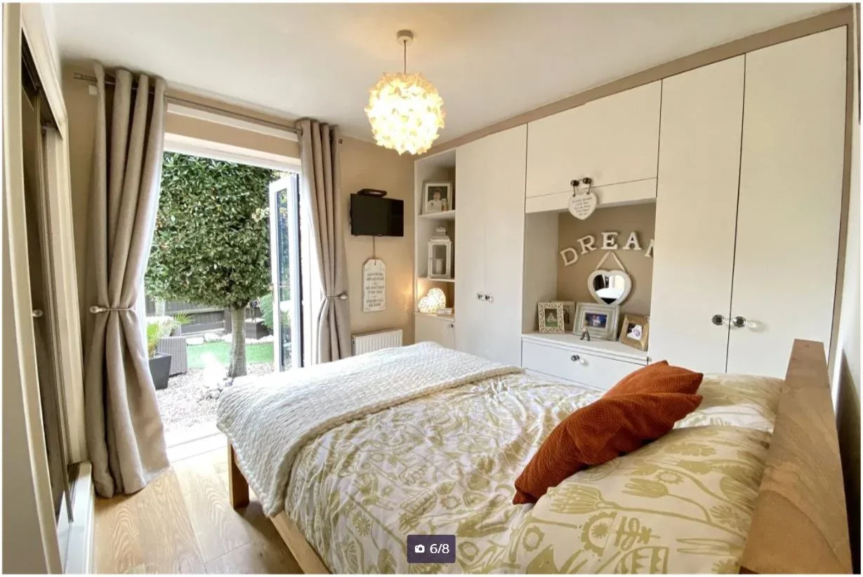 Flat Old Town Close in Beaconsfield