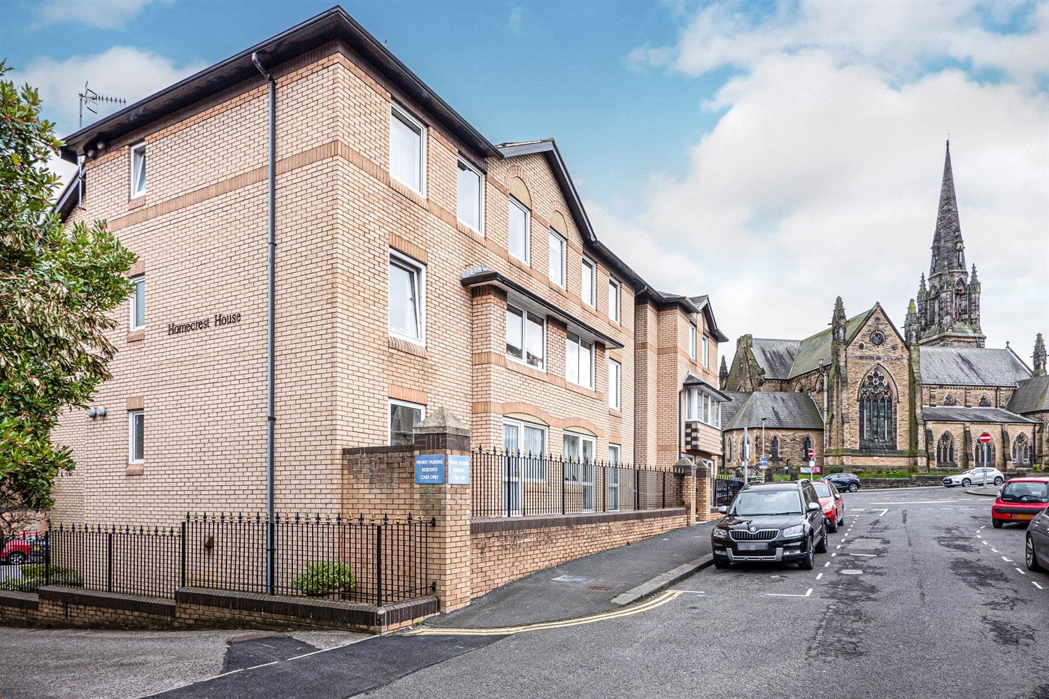 Flat Vernon Road in Scarborough