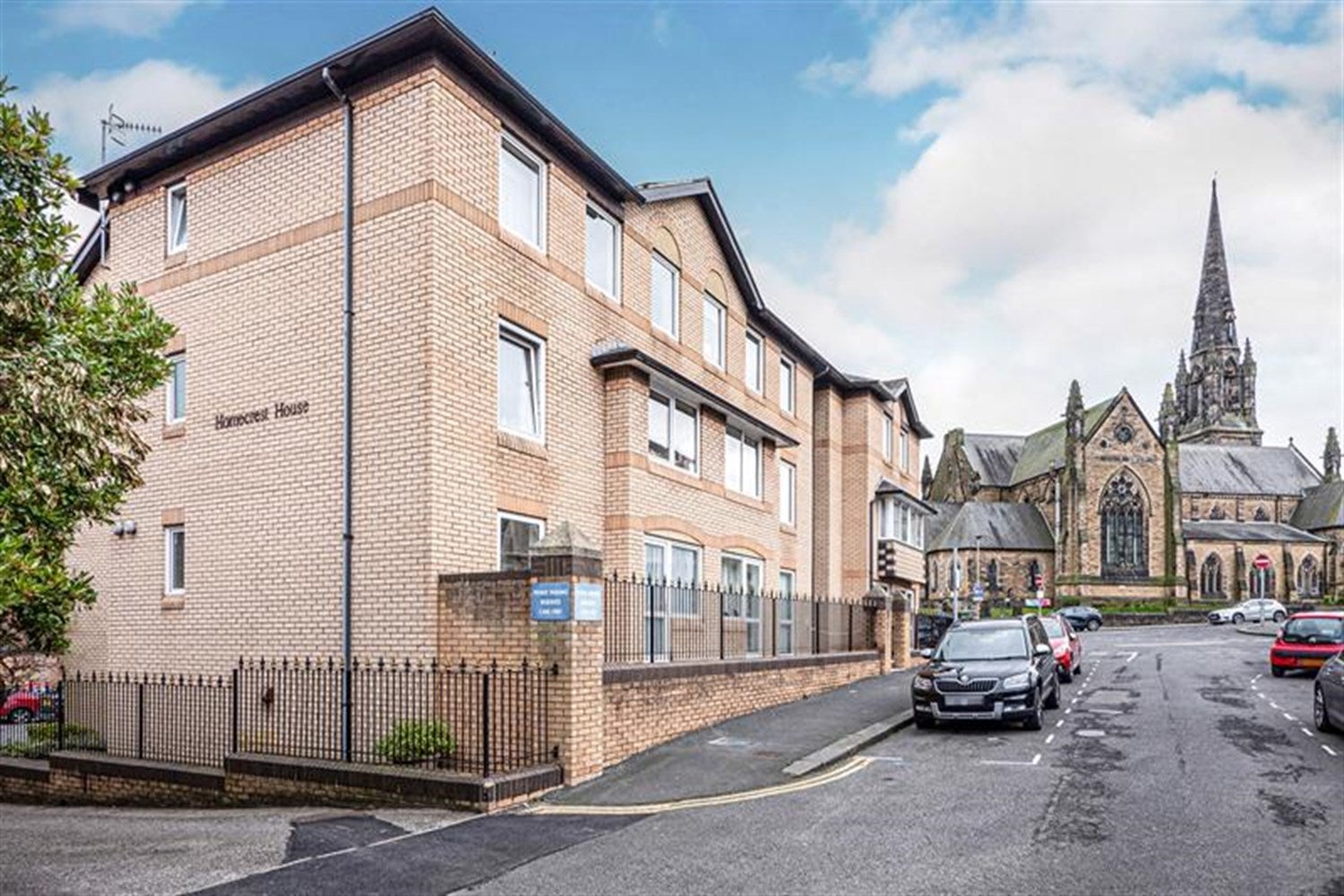 Flat Vernon Road in Scarborough