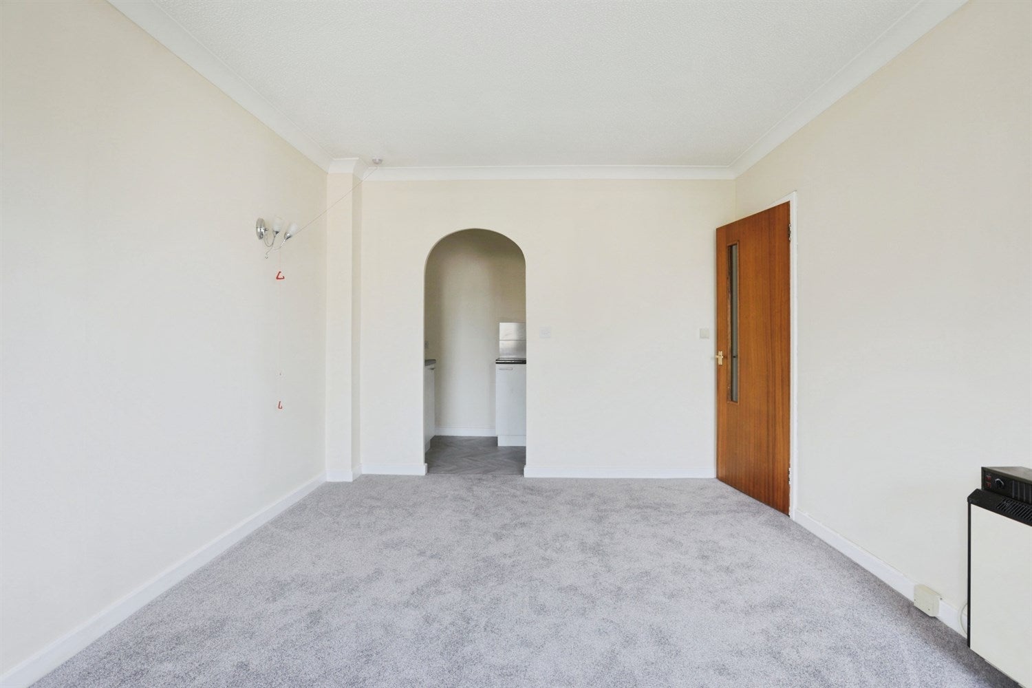 Flat Vernon Road in Scarborough