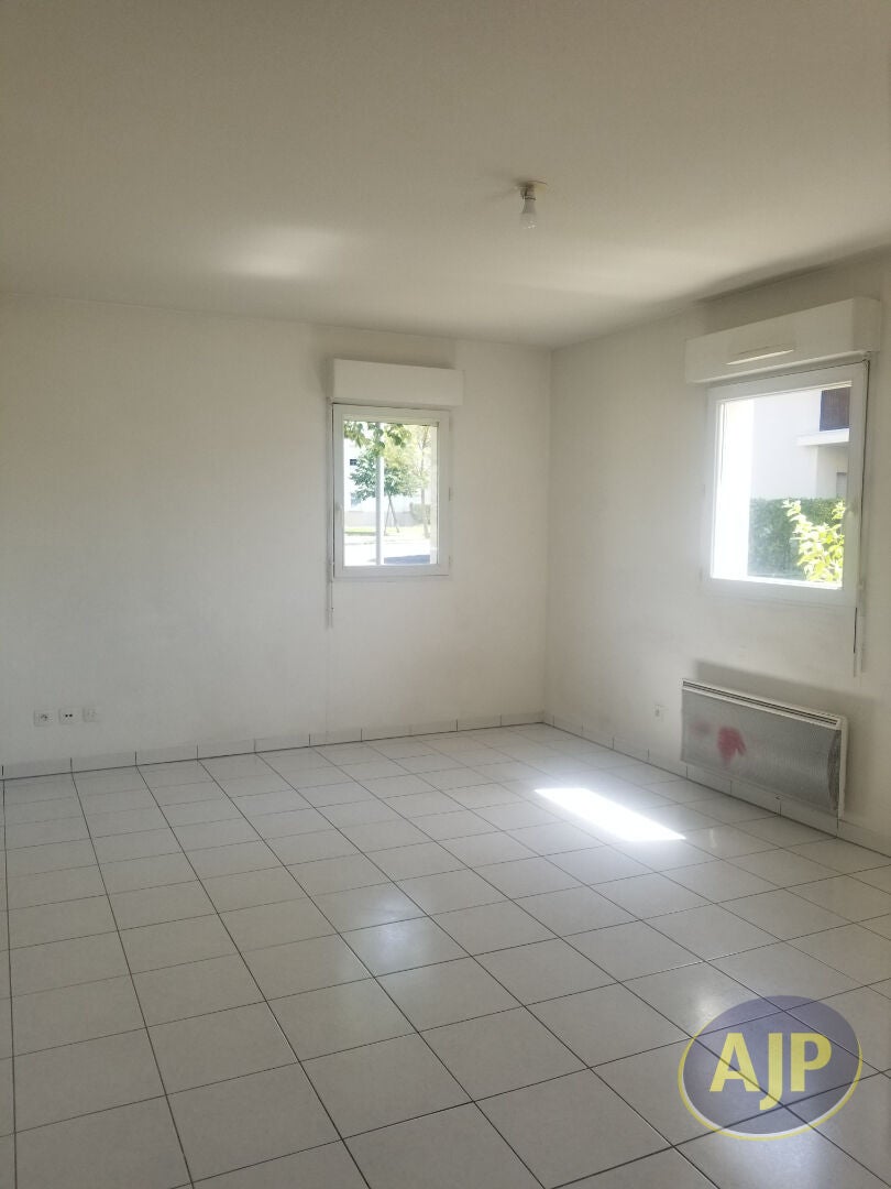 Flat C 120 in Ciran