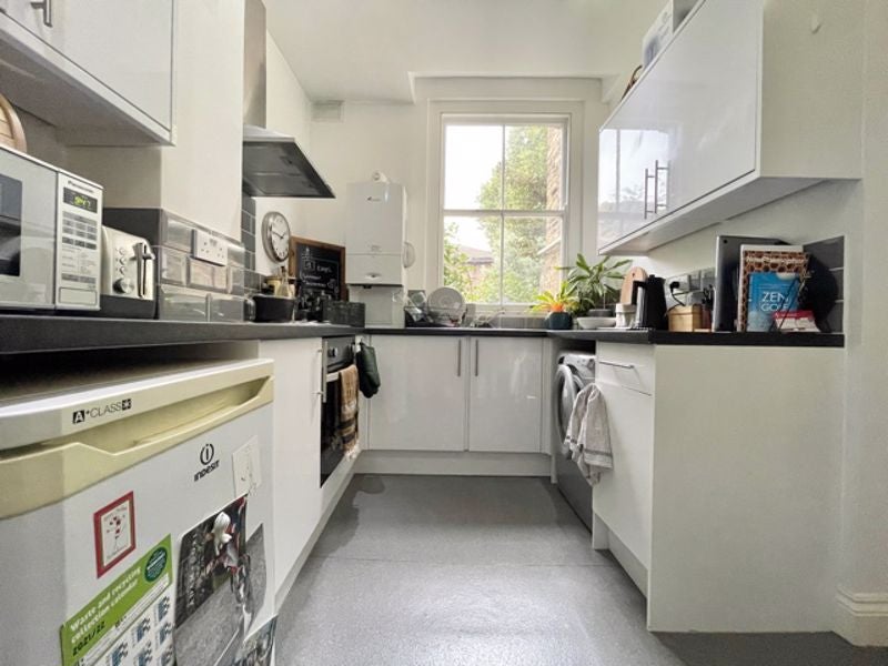 Flat Warneford Street in Greater London