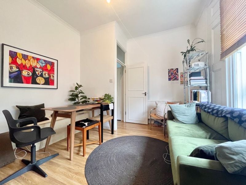 Flat Warneford Street in Greater London