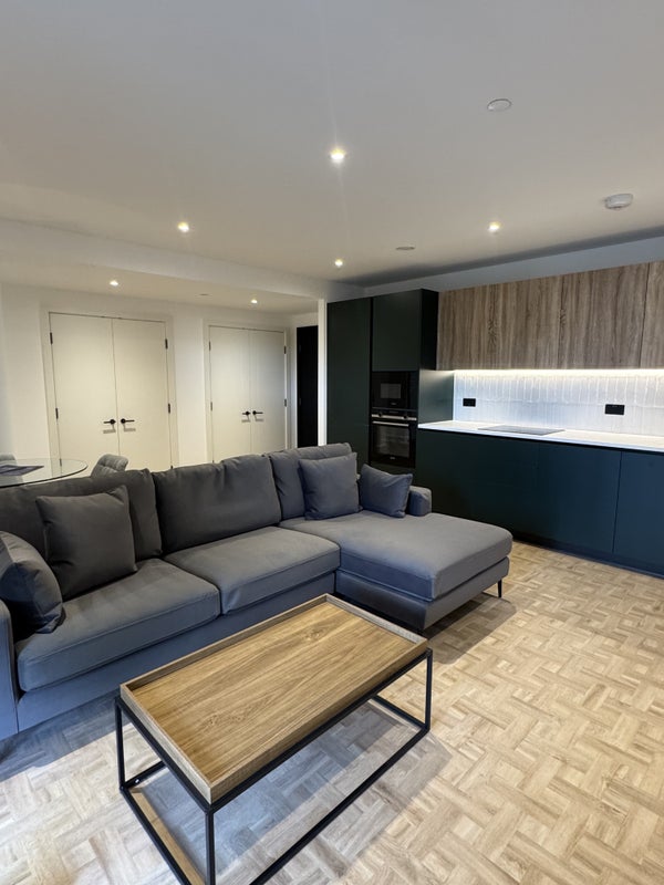 Room Saint John's Hill in Greater London