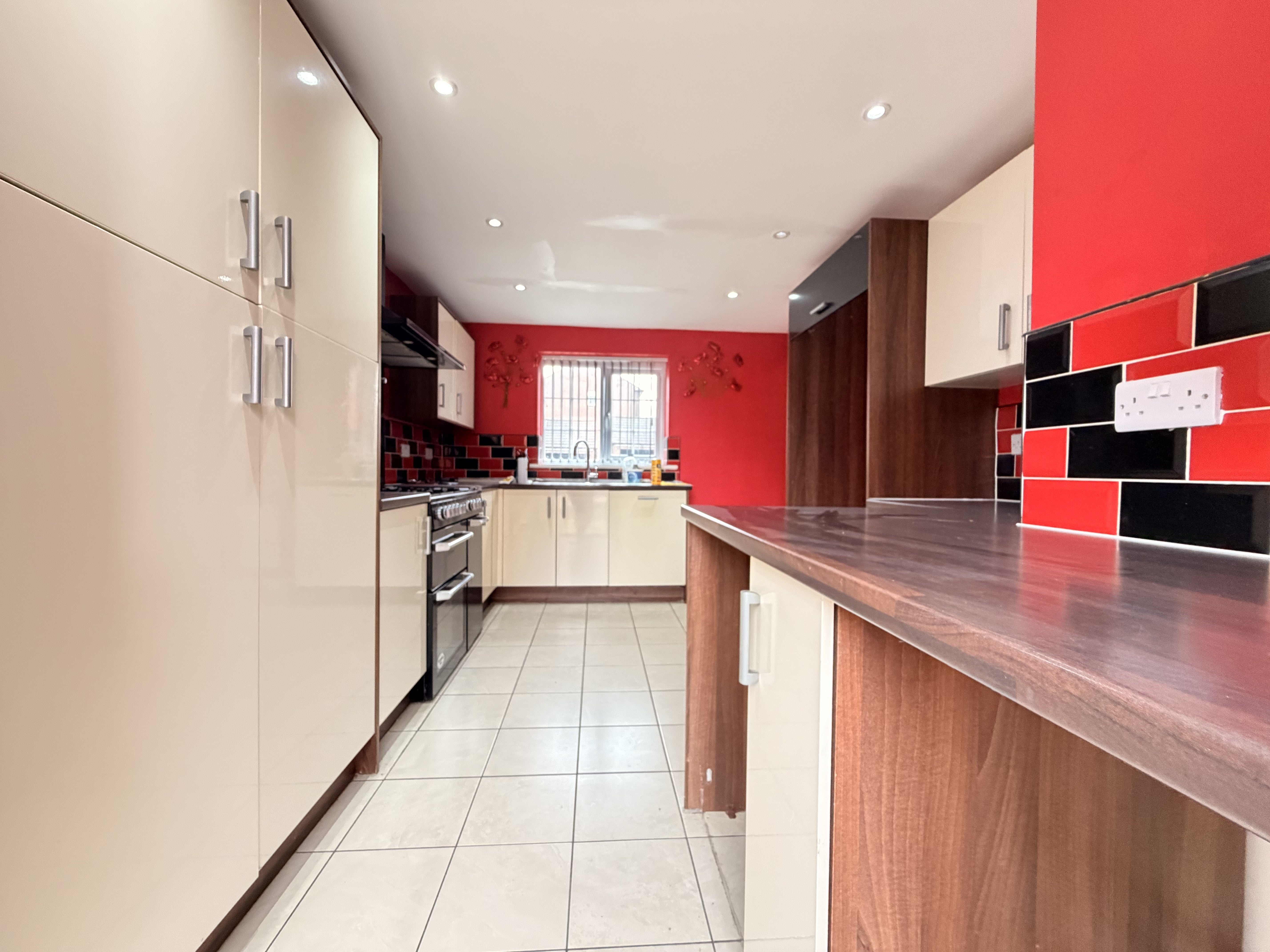 House Sorrel Drive in Ashfield
