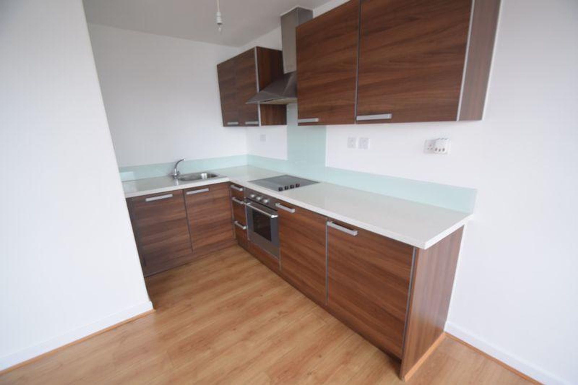 Flat Midland Road in Luton