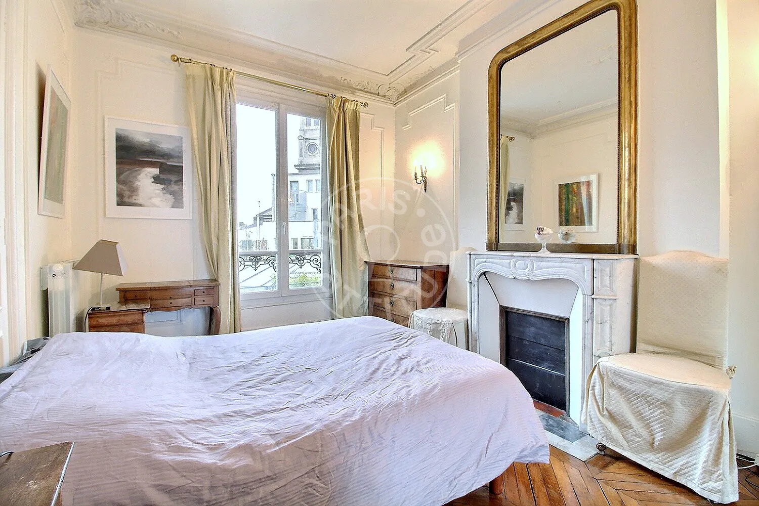 Flat Boulevard de Magenta in Paris