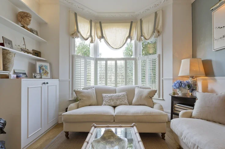 House Sugden Road in Greater London