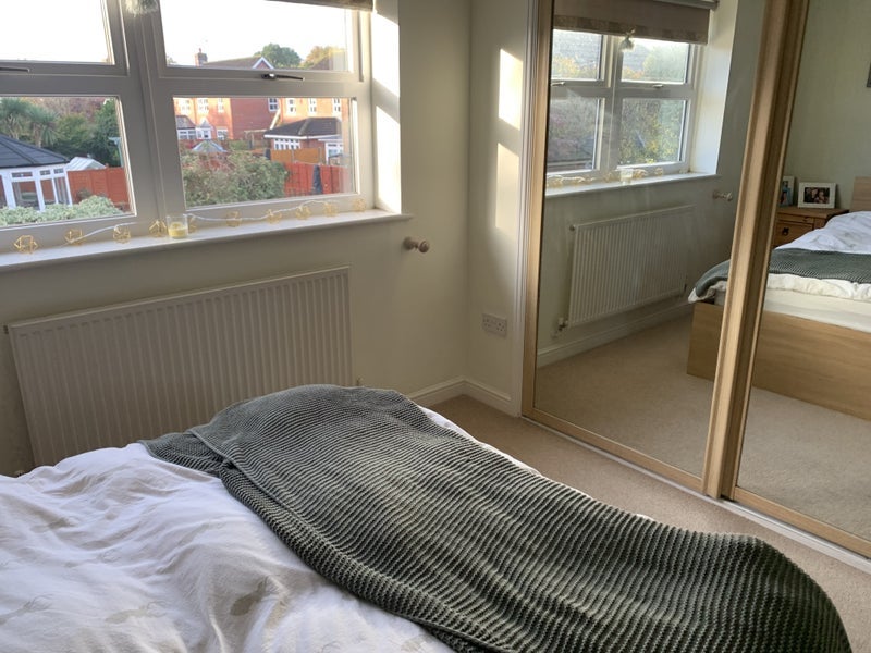 Flat Heathfields in Bristol