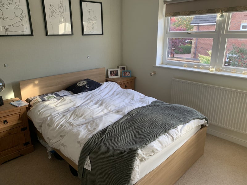 Flat Heathfields in Bristol