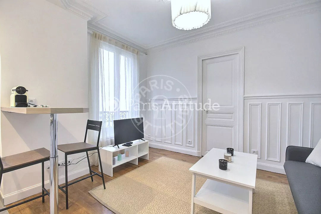 Appartement Rue Joseph de Maistre à Paris