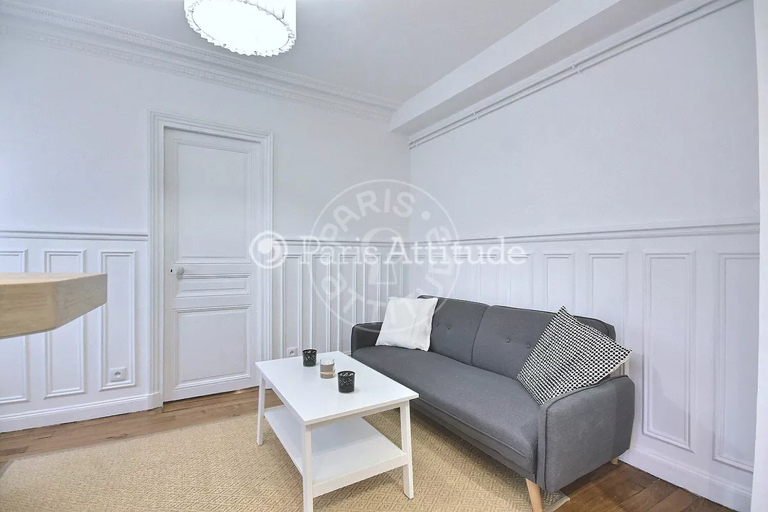 Appartement Rue Joseph de Maistre à Paris