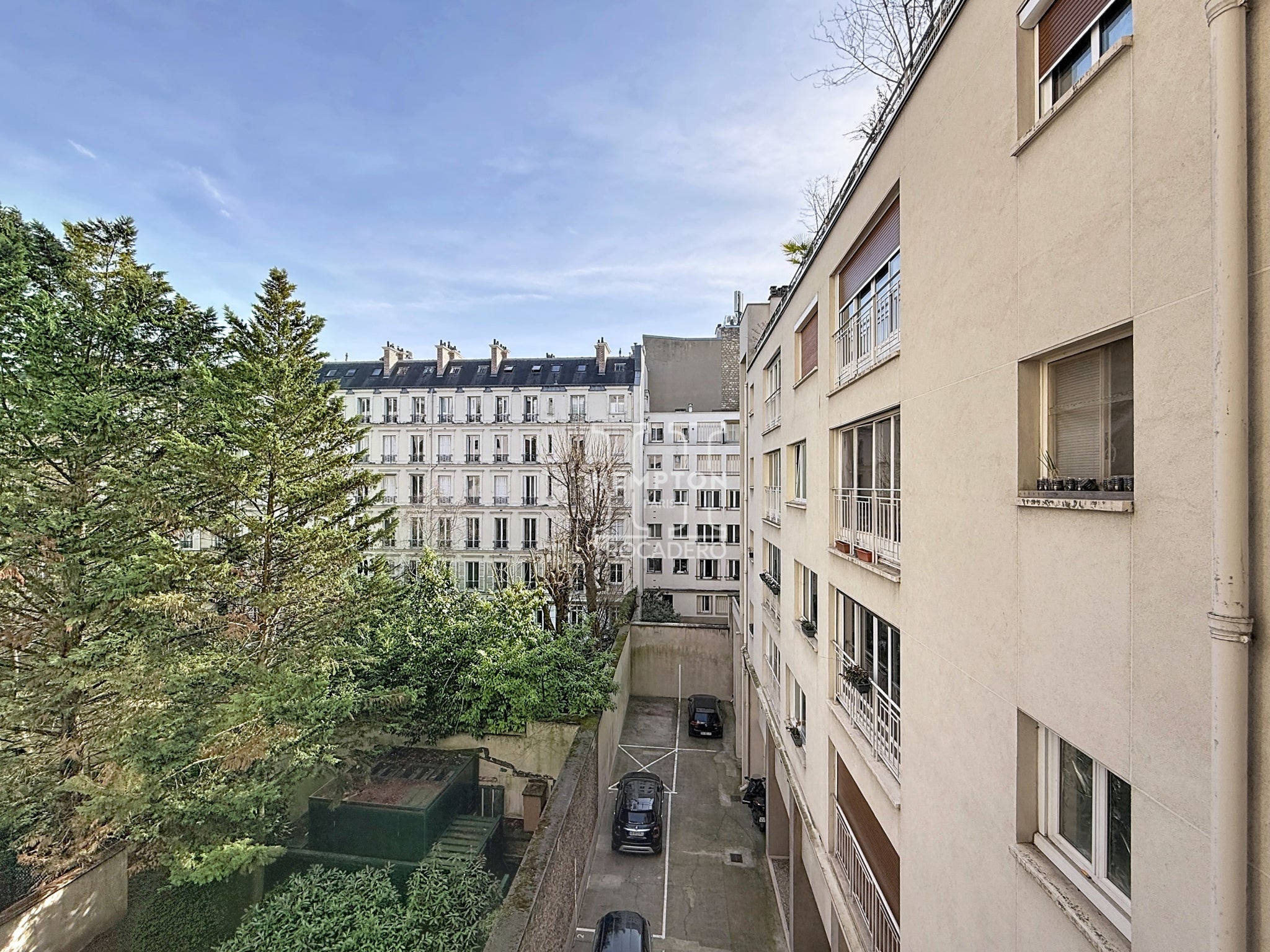 Appartement Avenue Charles de Gaulle à Neuilly-sur-Seine