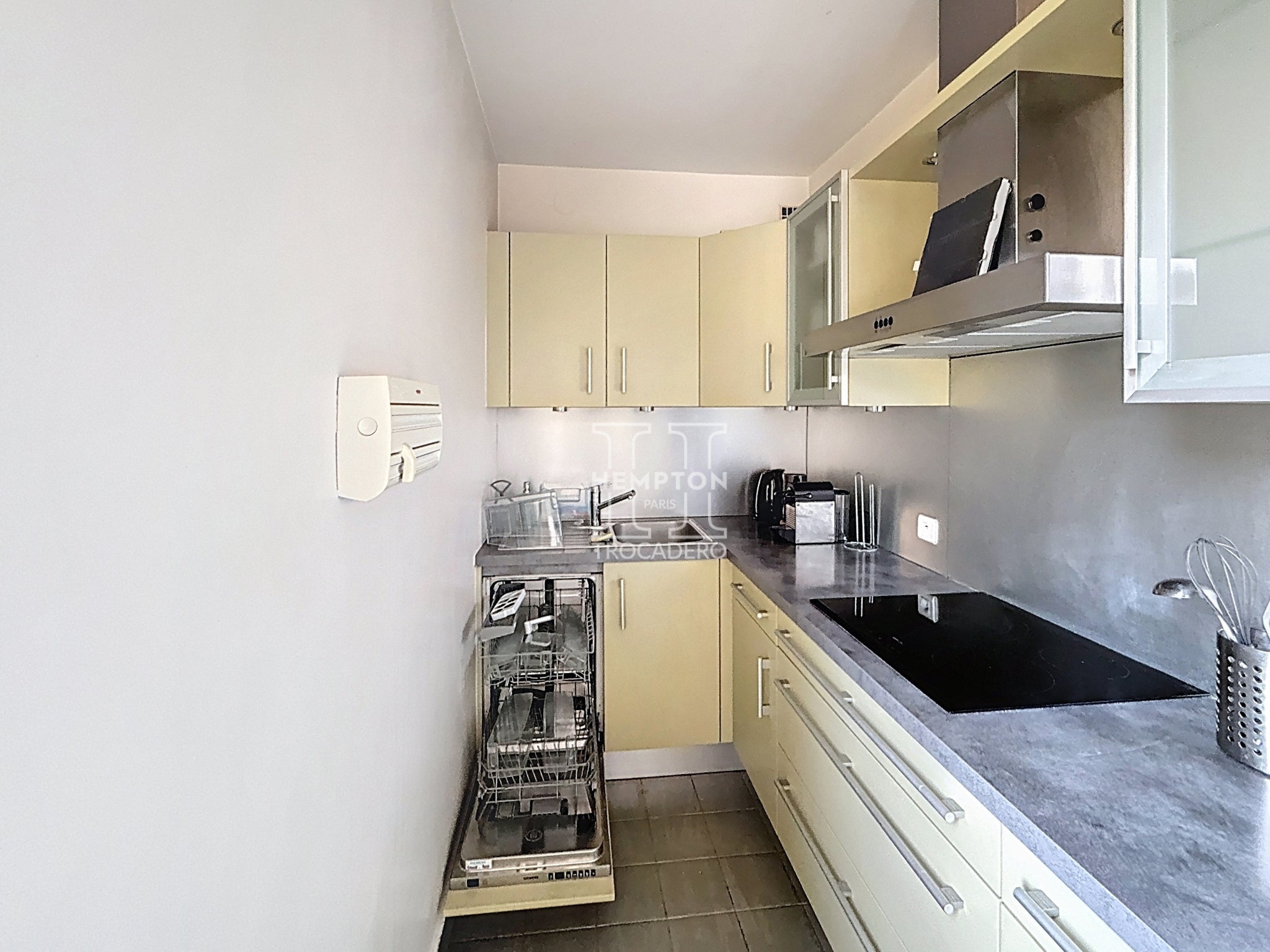 Appartement Avenue Charles de Gaulle à Neuilly-sur-Seine