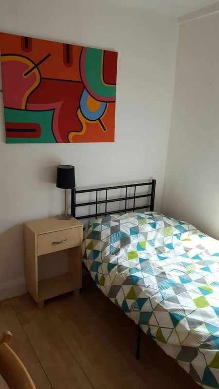 Room Kennington Lane in Greater London