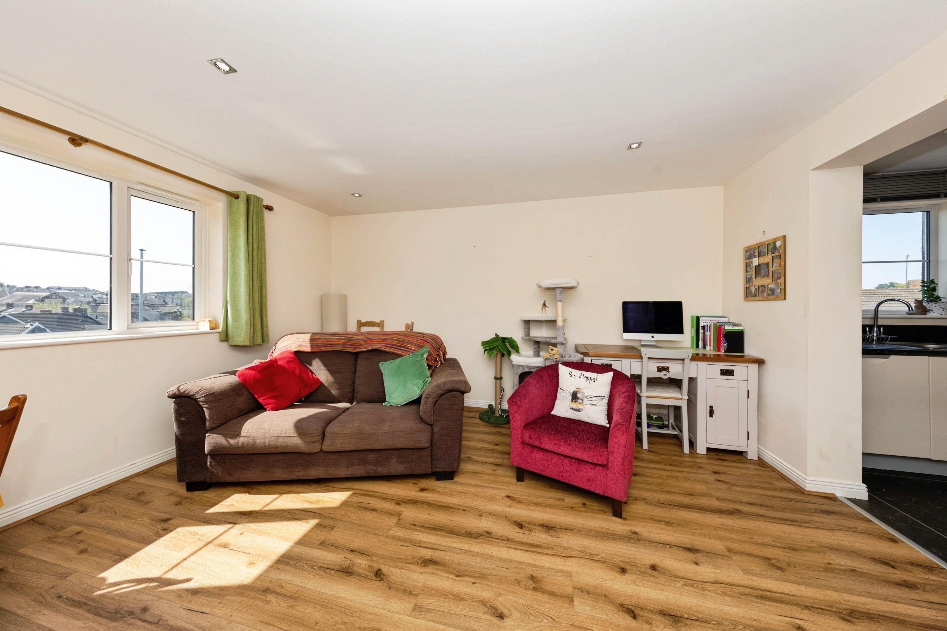 Flat Bryntirion in Llanelli