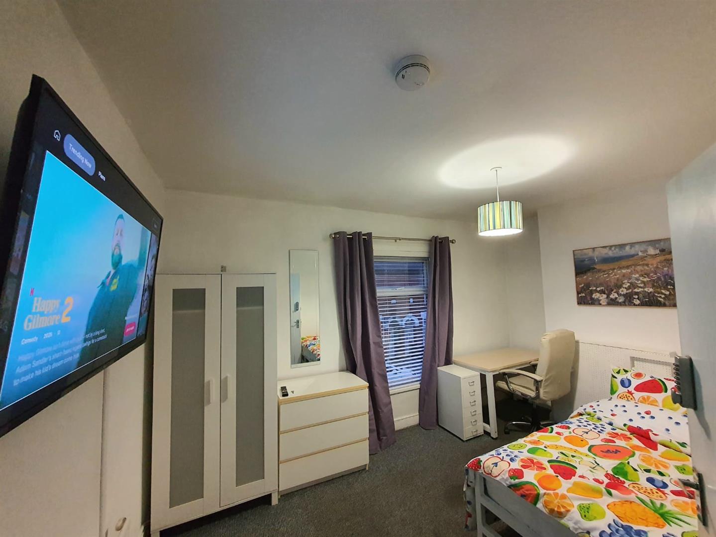 Room Haworth Street in Hull