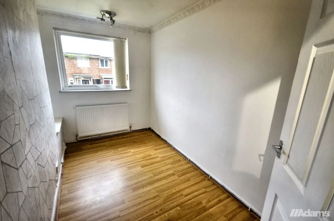 House Lonsdale Close in Widnes