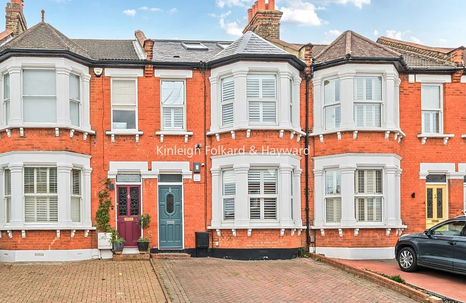 House Birkbeck Road in Greater London