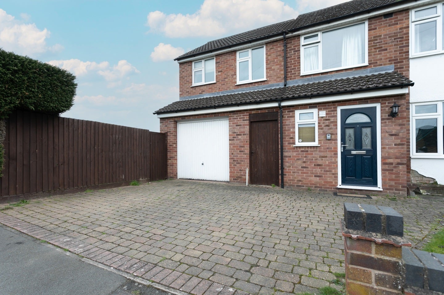 House Margaret Close in Charnwood