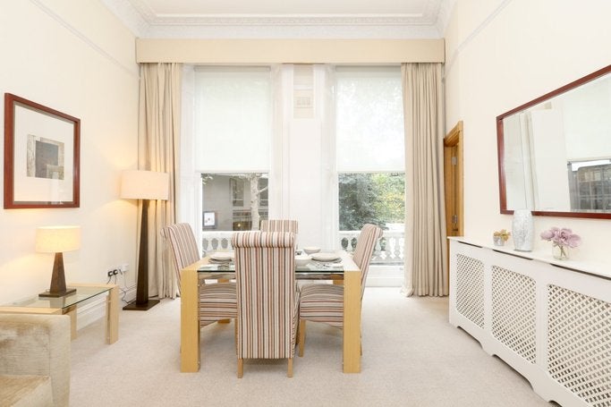 Flat Ashburn Gardens in London