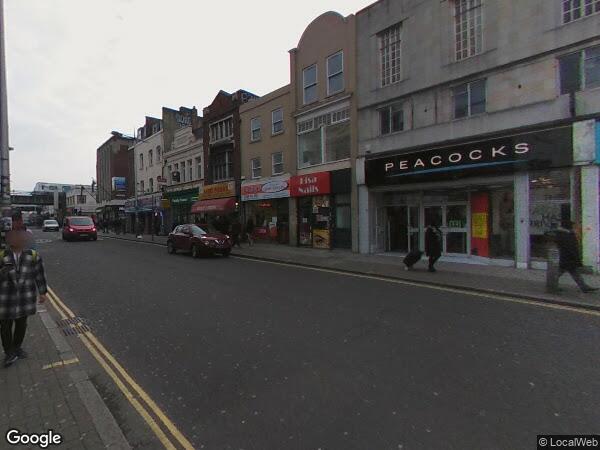 Flat Rye Lane in Greater London