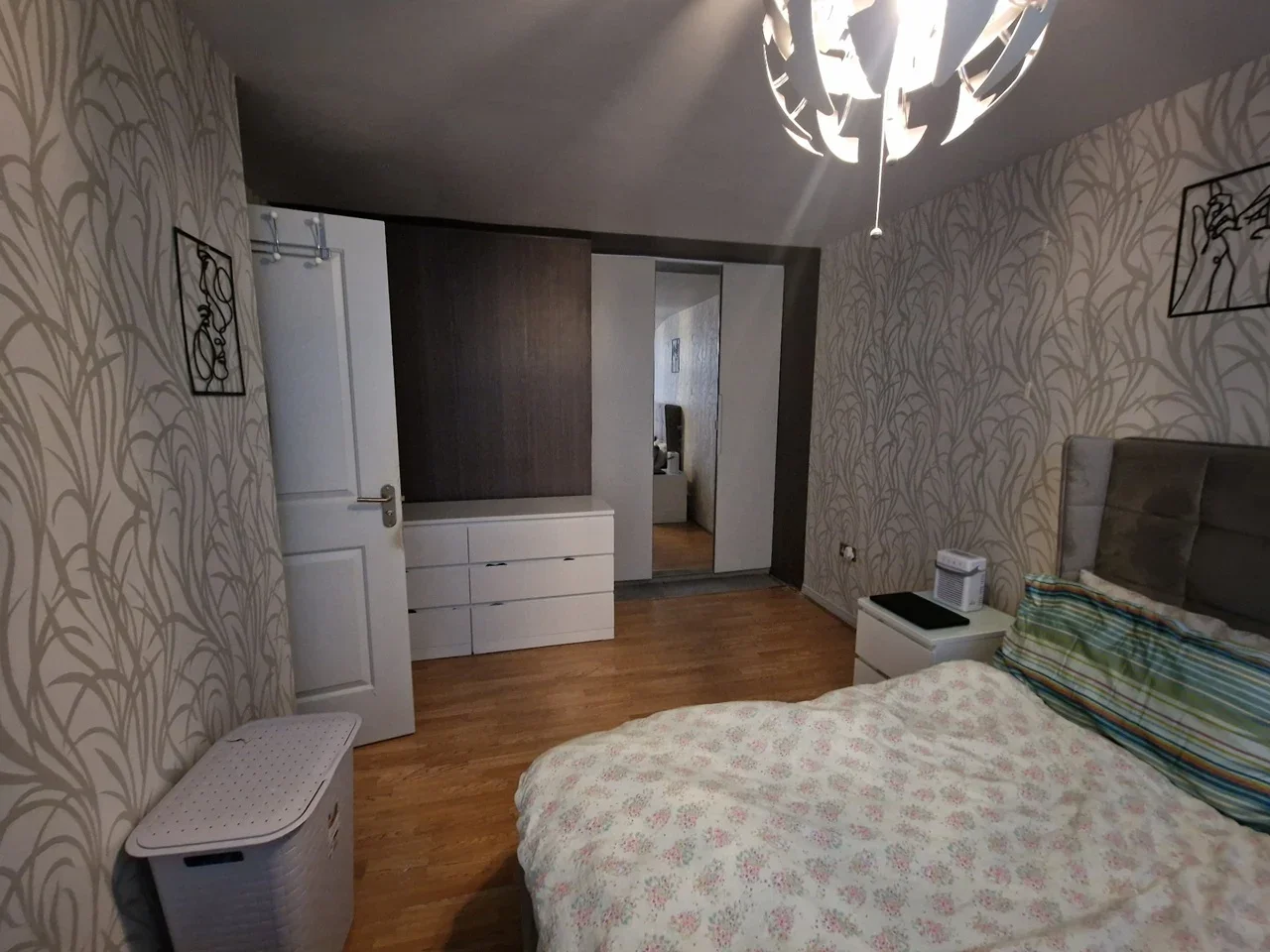 Room Betjeman Walk in Stafford