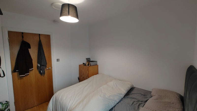 Room Greens End in Greater London