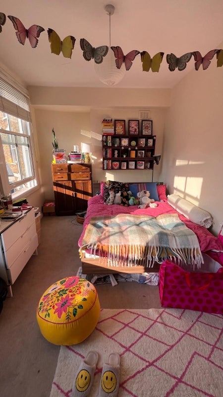Room Woodstock Road in Greater London