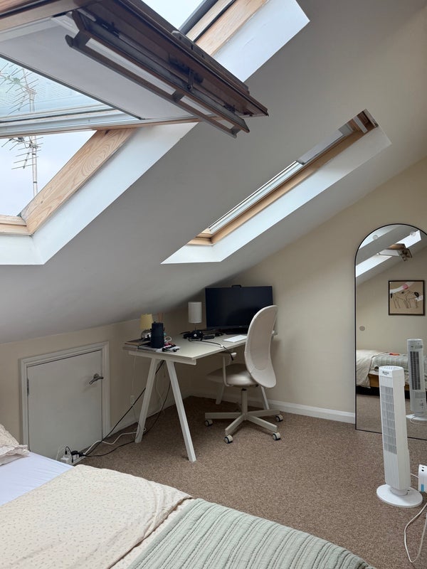 Room Southgate Road in Greater London
