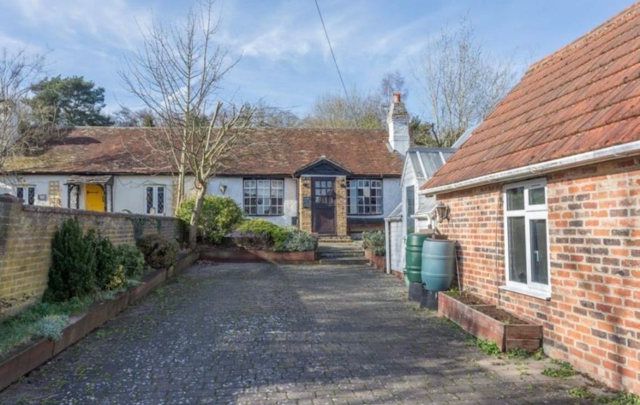 House London Road in Surrey Heath